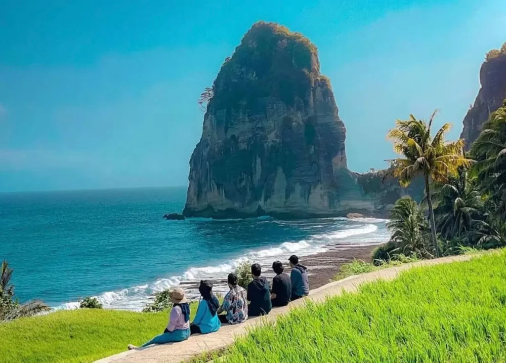 Wisata Alam Pacitan Yang Wajib Di Kunjungi